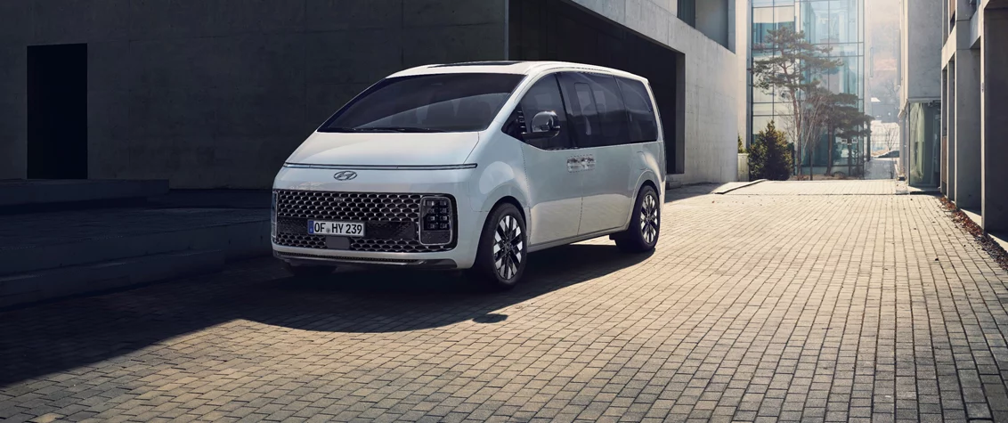 Hyundai Staria